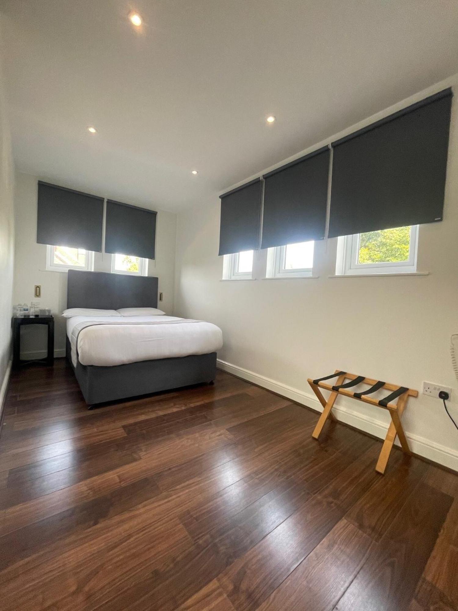 Hotel Nap Inn Barnet kerület Kültér fotó